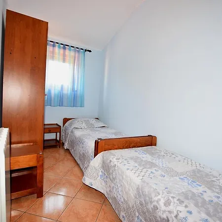 Petra Apartment *